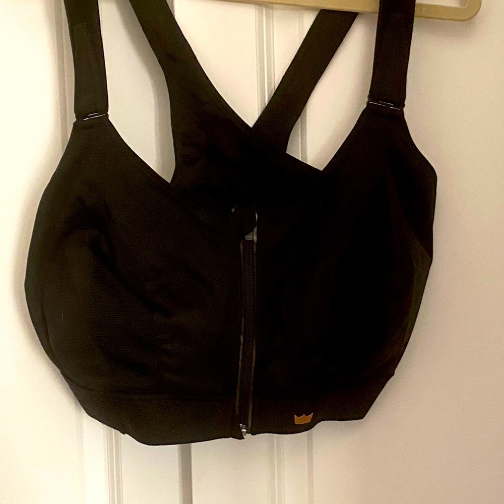 Black SheFit bra